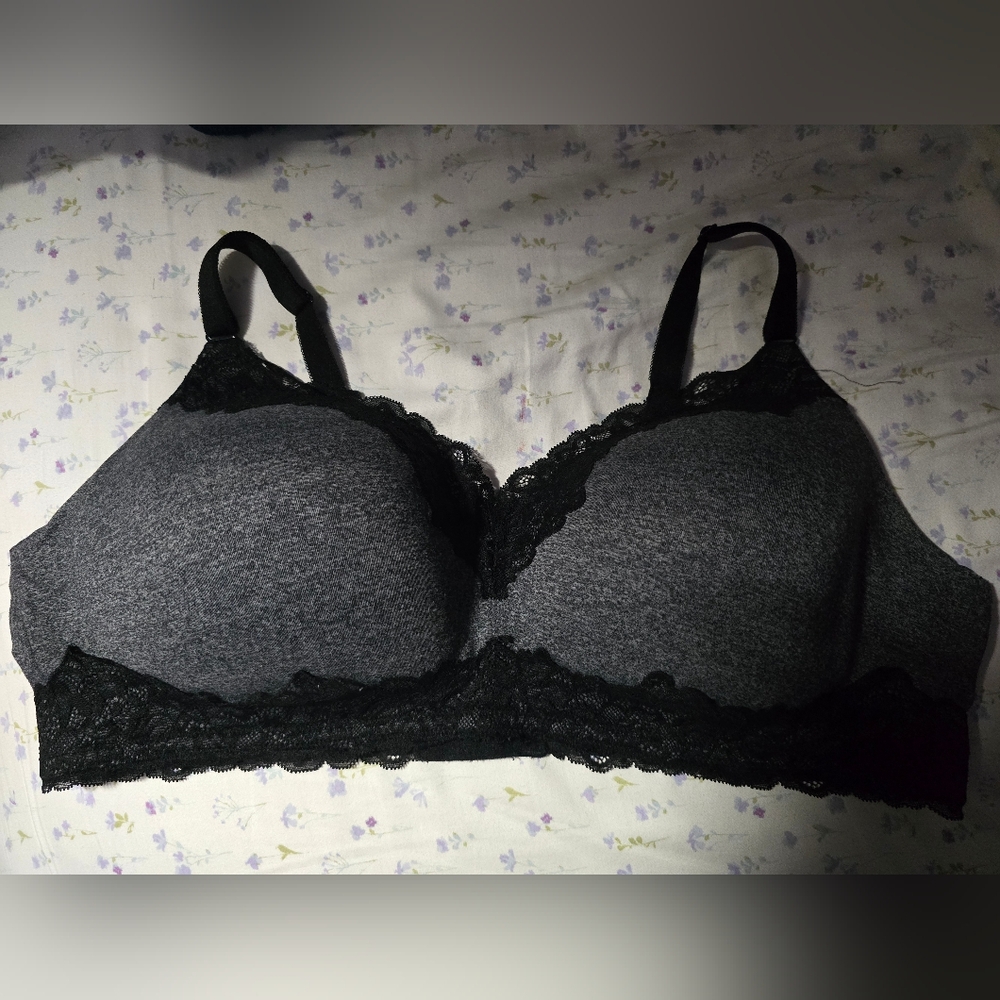 Torrid Wire Free Grey & Black Lace Pushup Bra 42c